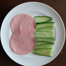 きゅうりとハムのサンドイッチ ハム2枚