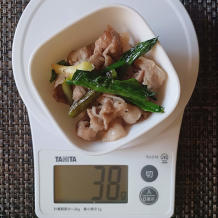 行者にんにくと豚肉の炒め物 2