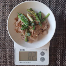 行者にんにくと豚肉の炒め物 3