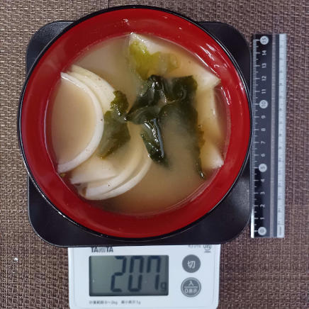 玉ねぎとわかめの味噌汁 207g