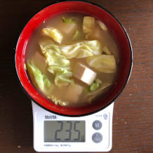 キャベツと豆腐の味噌汁 6