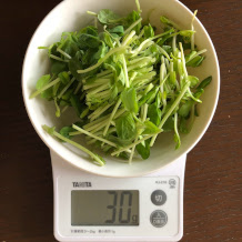 豆苗と豆腐の味噌汁 3