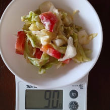 キャベツとトマトのサラダ 4