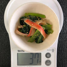 小松菜とカニカマの和え物 9