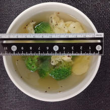 ブロッコリーと卵のスープ 9