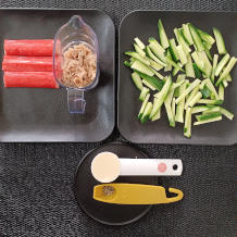 カニカマときゅうりのツナサラダの材料