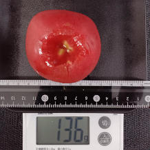 トマト1個 136g