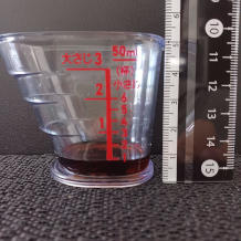 横から見た小匙1（5g）の麺つゆ