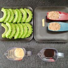 ゴーヤのツナ和えの材料