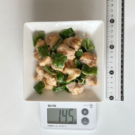 鶏肉とピーマンのオイマヨ炒め 145g