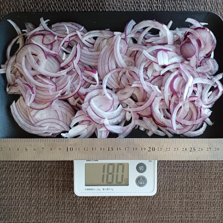 赤玉ねぎのスライス 180g