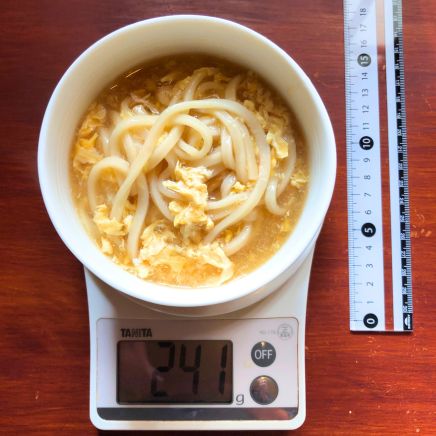 卵とじうどん 241g