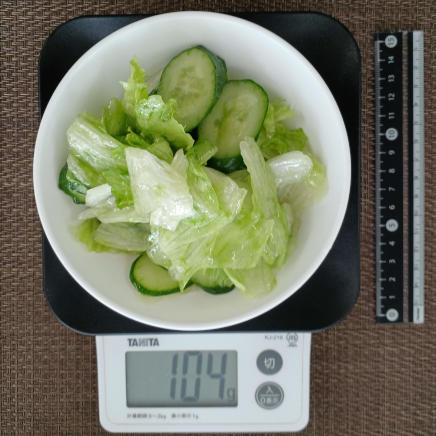 レタスときゅうりのサラダ 104g