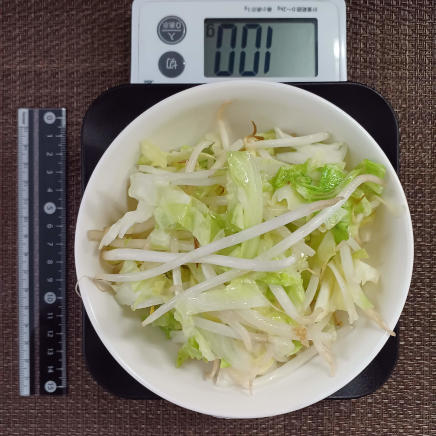キャベツともやしの野菜炒め 100g