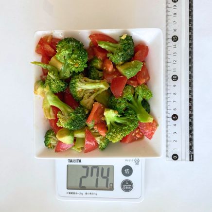 アボカドとブロッコリーのトマトサラダ 274g