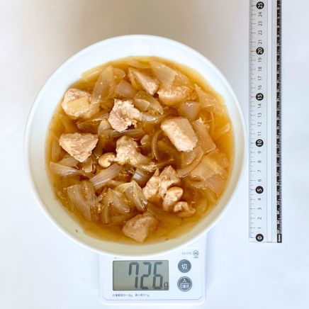 鶏肉と玉ねぎの煮物 726g