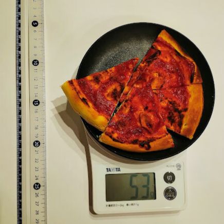 2人前のマリナーラピザ(4切れ) 53g