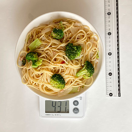 1人前のブロッコリーとツナのパスタ 431g