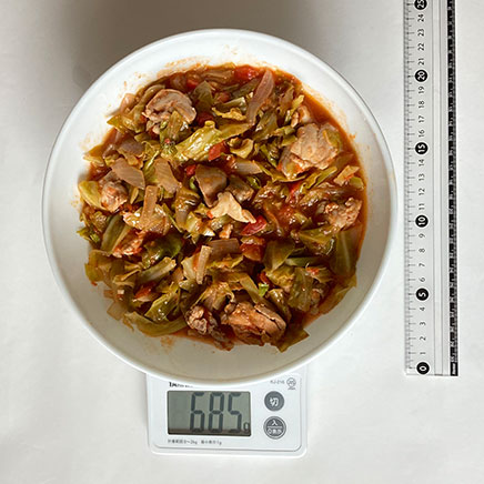 3人前の鶏肉とキャベツのトマト煮 685g