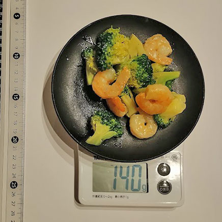 1人前のブロッコリーとエビの塩炒め 140g