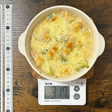 1人前のブロッコリーと鶏肉のグラタン 317g