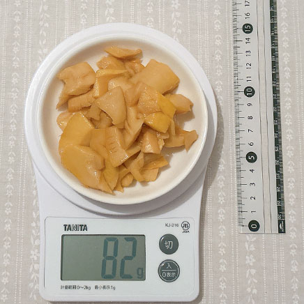 小皿に乗せたたけのこメンマ 82g