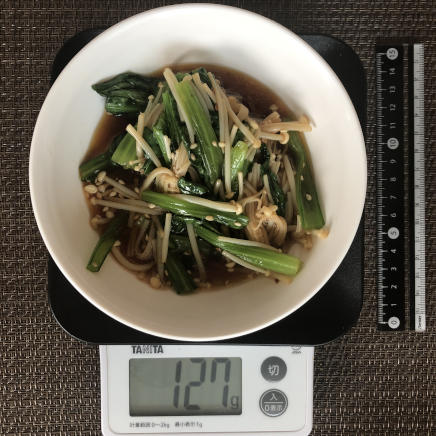 中皿1杯の小松菜とえのきの中華和え 107g