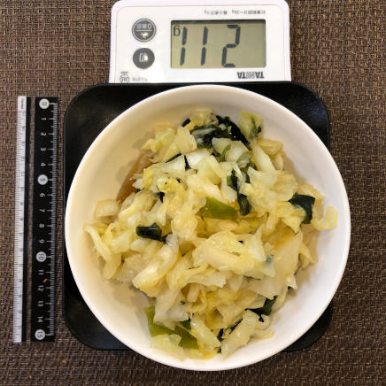 >中皿1杯のキャベツとわかめの酢の物 211g