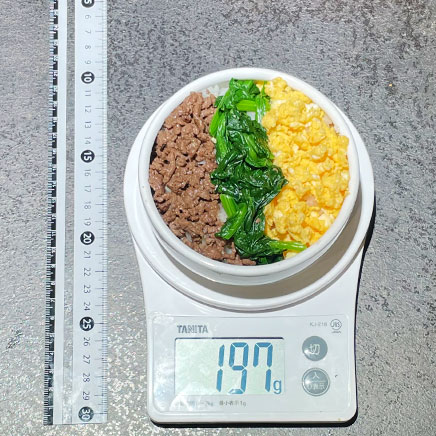 小丼1杯分の牛ひき肉の三食丼 197g