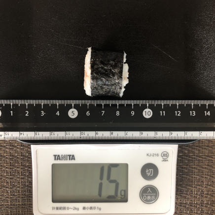 1/8本のツナマヨの細巻き 15g