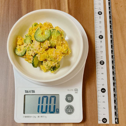 100gのかぼちゃとツナのサラダ