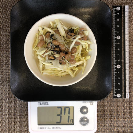 小鉢1杯のキャベツと納豆のサラダ 37g