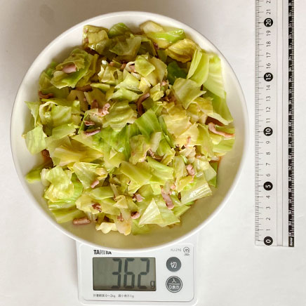 3人前のキャベツの塩辛バター蒸し 362g