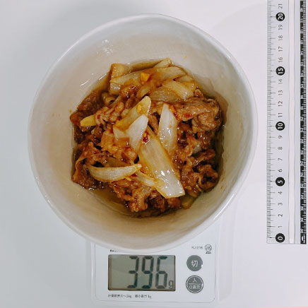 3人前の牛肉と玉ねぎの甘辛炒め 396g