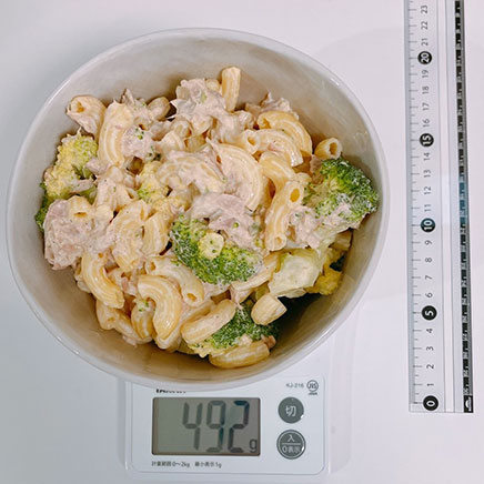 3人前のブロッコリーとツナのマカロニサラダ 492g