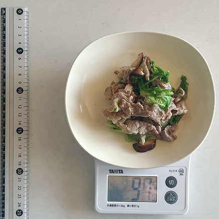 小鉢1皿分の山東菜と豚肉の炒め物 97g