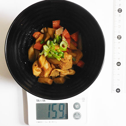 中皿の鶏ごぼう煮 159g