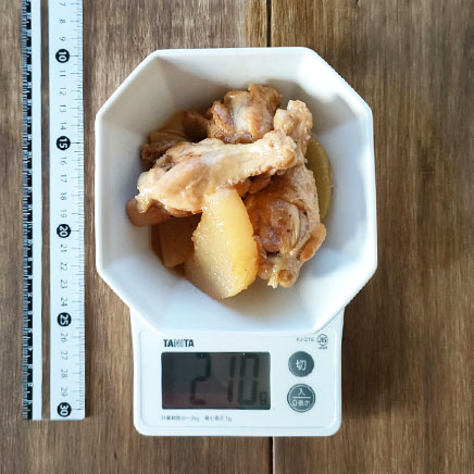 小鉢1鉢分の手羽元と大根の煮物 210g