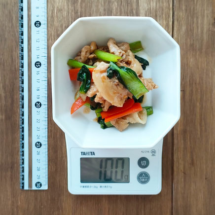 小皿1皿分の豚肉オイスター炒め 100g