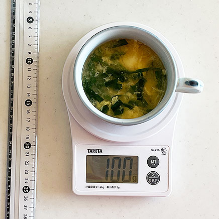 スープカップ1杯分のニラと卵の味噌汁 100g