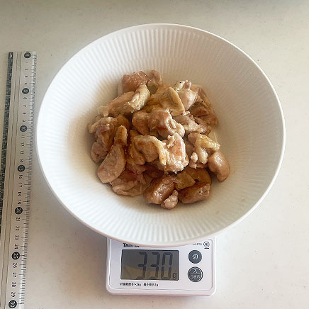 大皿1皿分の鶏肉のレモン風味炒め 330g