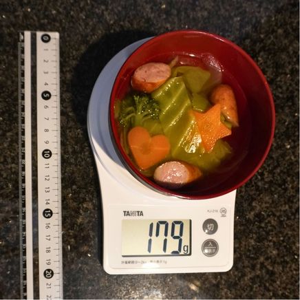 汁椀一杯分のキャベツとウインナーのスープ 179g