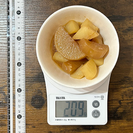 深皿1皿分の大根とじゃがいもの煮物 209g