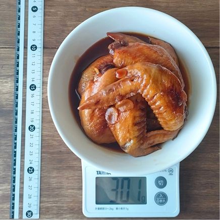 6本の鶏手羽先の醬油煮込み 301g