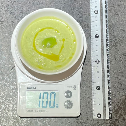 100gのそら豆のポタージュ