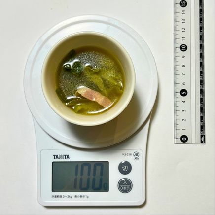 小皿1杯分のキャベツとベーコンのスープ 100g