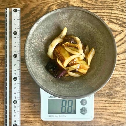 1食分の茄子と玉ねぎの炒め物 88g