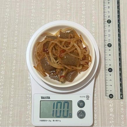 小皿1杯分のもやしとこんにゃくの炒め物 100