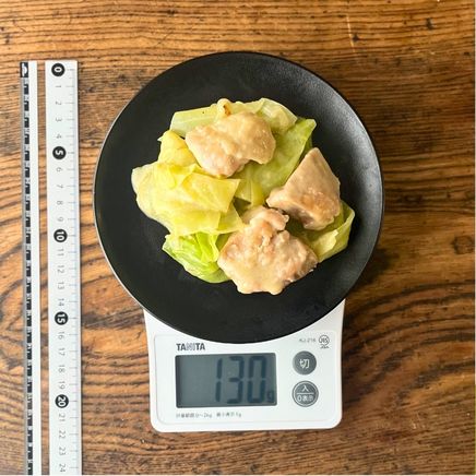 小皿一皿分の鶏肉とキャベツのクリーム煮 130g