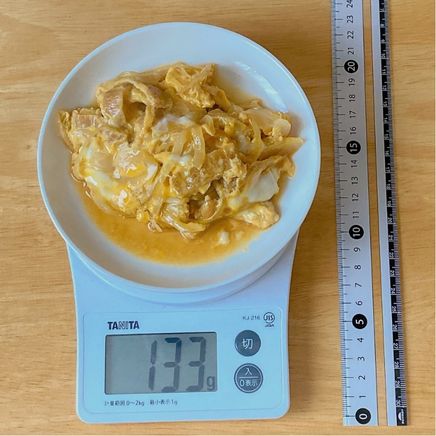 中皿1皿分の玉ねぎの卵とじ 133g